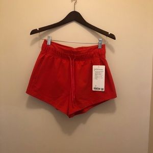 NEW LULULEMON INNER GLOW HR SHORTS